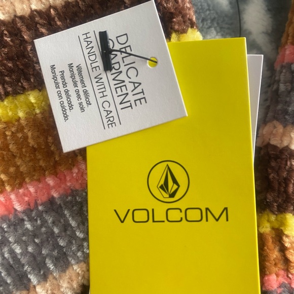 Volcom Bubble Tea sweater - Picture 6 of 9